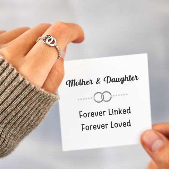 MOTHER & DAUGHTER FOREVER LINKED PAVÉ INTERLOCKING RING